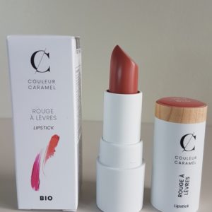 Rouge à lèvres satiné Couleur Caramel Rose naturel